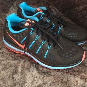 Women’s Nike shoes